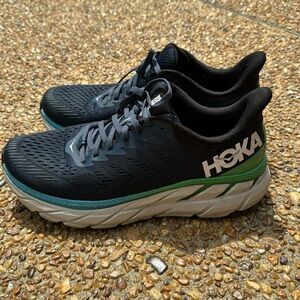 HOKA ONE ONE Men’s 9.5 Navy/Green